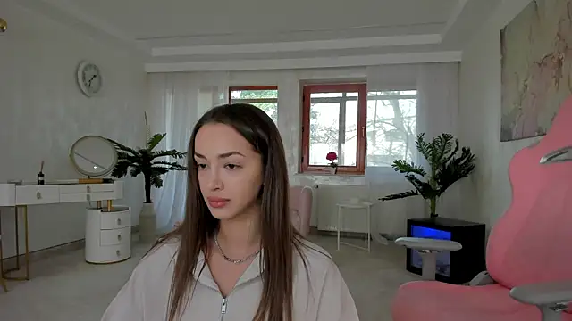 TiffanyHouston  online show from March 12, 6:51 am