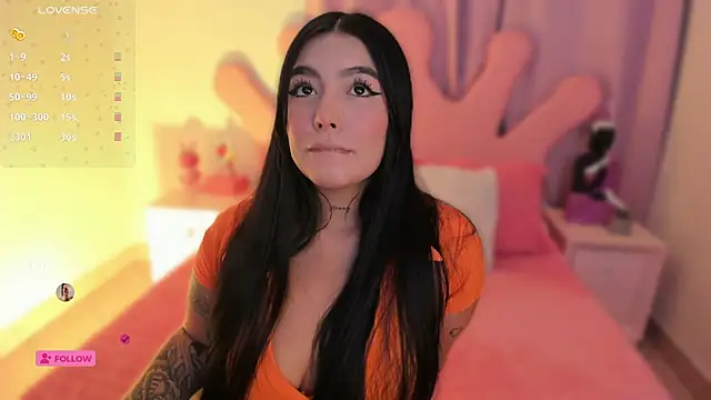 shantall vidales  online show from September 19, 5:09 am