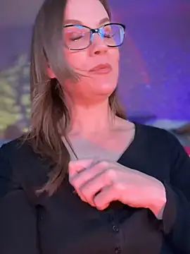 MaiseKnox online show from February 25, 2:03 am