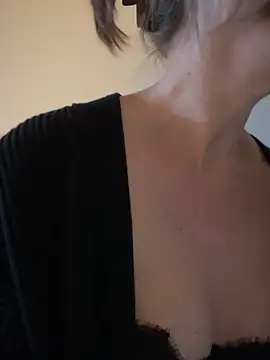 MaiseKnox online show from November 4, 10:09 pm