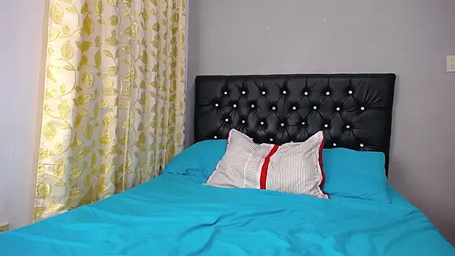 loveyouzahara2020 online show from December 2, 2:53 am