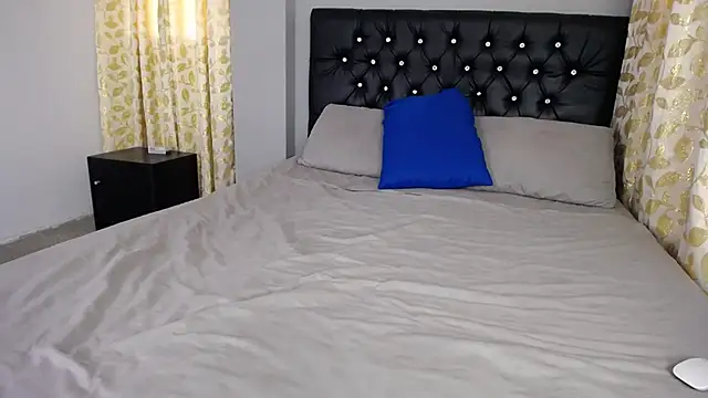 loveyouzahara2020 online show from February 7, 2:47 pm