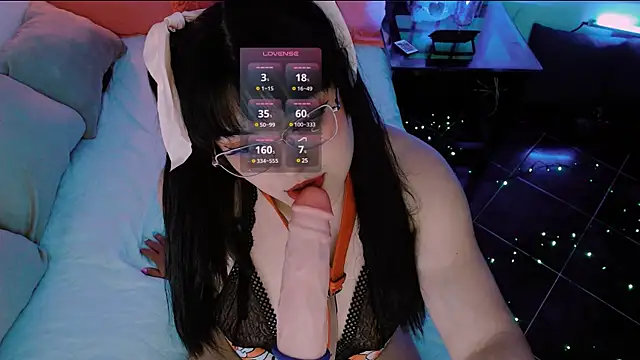 Snapshot of alexa11_ chatting on February 24, 5:53 pm alexa11 online show from February 24, 5:53 pm