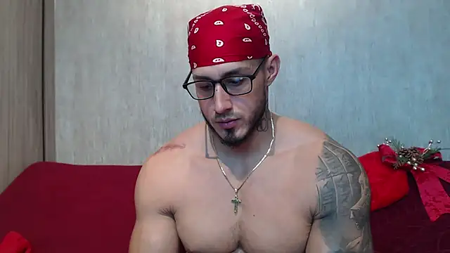 Snapshot of eros-steel chatting on December 28, 11:16 pm eros-steel online show from December 28, 11:16 pm