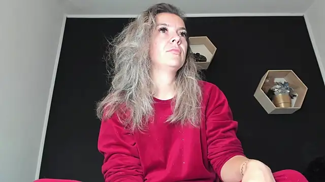 Snapshot of Alesys69 chatting on October 10, 9:58 pm Alesys69 online show from October 10, 9:58 pm