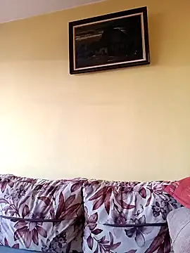 Snapshot of Flakka95 chatting on December 3, 1:32 pm Flakka95 online show from December 3, 1:32 pm