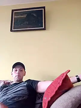 Snapshot of Flakka95 chatting on December 20, 1:43 pm Flakka95 online show from December 20, 1:43 pm