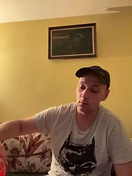 Snapshot of Flakka95 chatting on February 23, 3:13 am Flakka95 online show from February 23, 3:13 am