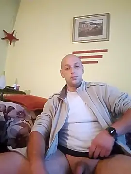 Snapshot of Flakka95 chatting on October 13, 2:00 am Flakka95 online show from October 13, 2:00 am