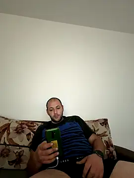 Snapshot of Flakka95 chatting on November 30, 5:44 am Flakka95 online show from November 30, 5:44 am