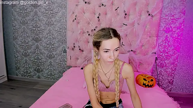 Akilla Queen online show from November 4, 1:59 am