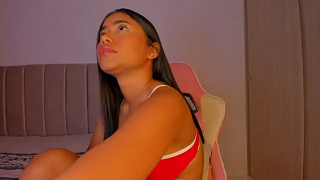 Snapshot of isa_bunny chatting on September 13, 1:27 am isa bunny online show from September 13, 1:27 am