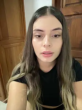 Snapshot of Miss_valeriaa chatting on December 14, 2:34 am Miss valeriaa online show from December 14, 2:34 am