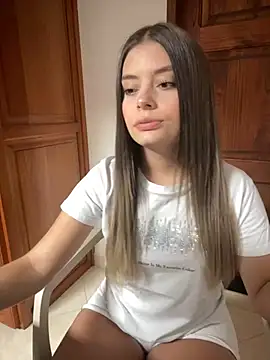 Snapshot of Miss_valeriaa chatting on January 11, 3:31 pm Miss valeriaa online show from January 11, 3:31 pm