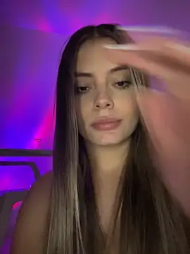 Snapshot of Miss_valeriaa chatting on February 26, 12:27 am Miss valeriaa online show from February 26, 12:27 am