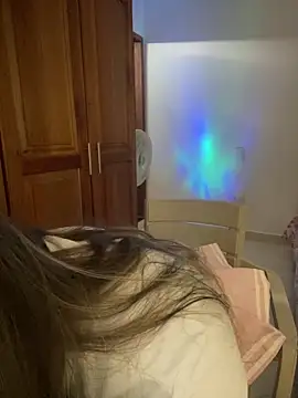 Snapshot of Miss_valeriaa chatting on March 20, 2:32 pm Miss valeriaa online show from March 20, 2:32 pm