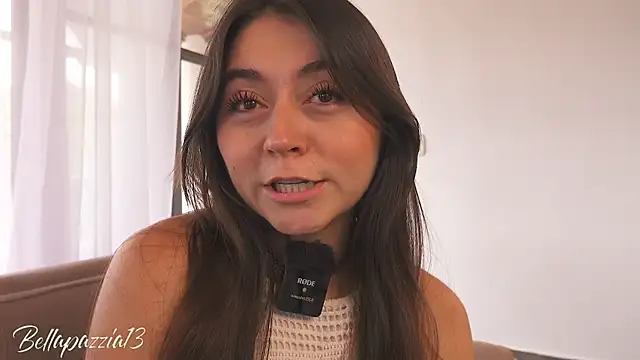 Bellapazzia online show from September 27, 6:57 pm