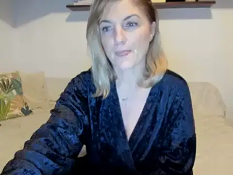 Jadore able online show from March 4, 2:38 am