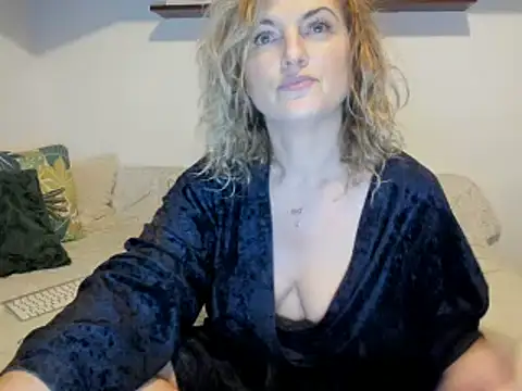 Jadore able online show from March 12, 3:24 am