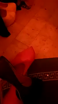 Snapshot of Misspadrona88 chatting on November 19, 1:05 am Misspadrona88 online show from November 19, 1:05 am