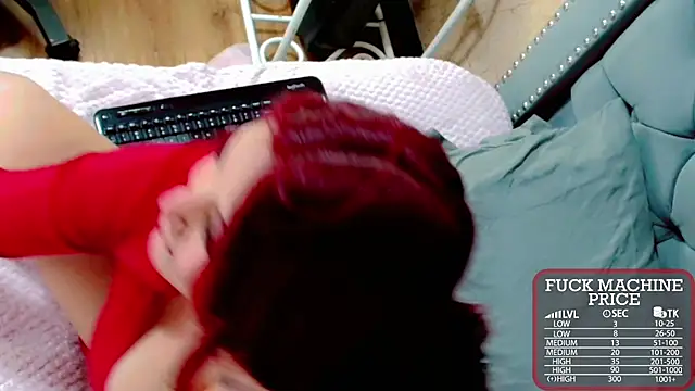 Snapshot of Imannejulienne chatting on October 19, 12:44 am Imannejulienne online show from October 19, 12:44 am