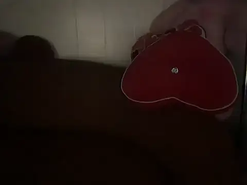 Blueskiiis3 online show from October 13, 8:14 am