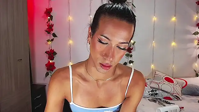 Kenisha Sweet online show from January 8, 2:03 pm