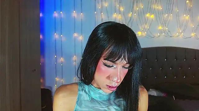 Kenisha Sweet online show from March 1, 6:57 am