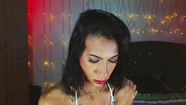 Kenisha Sweet online show from March 21, 1:34 am