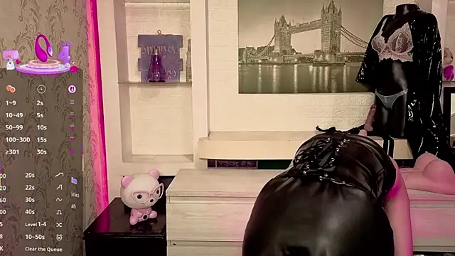 lala angel online show from November 25, 1:00 pm