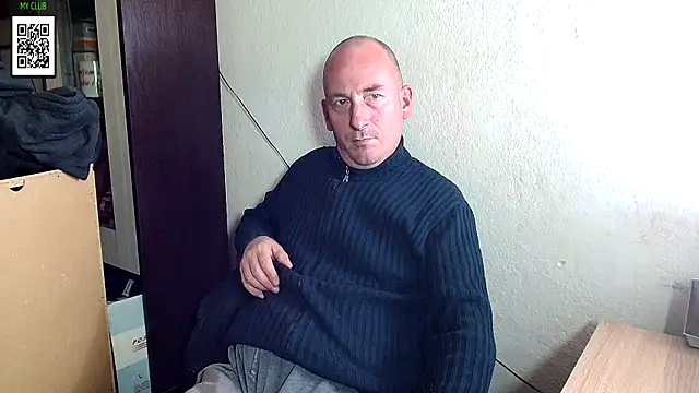 Johan   Barker online show from December 4, 5:33 pm