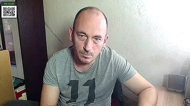 Johan   Barker online show from March 1, 8:13 am