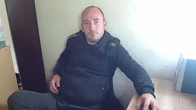 Johan   Barker online show from October 28, 12:30 pm