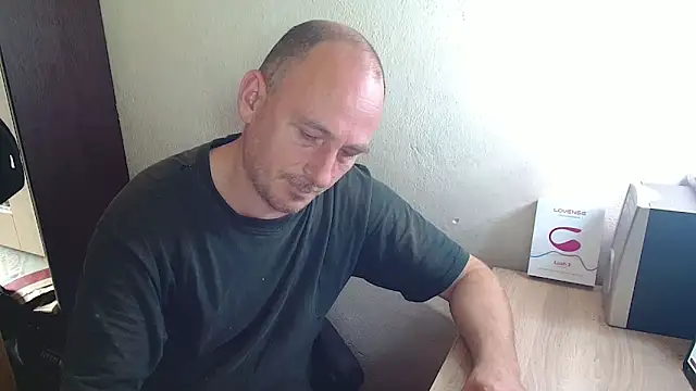 Johan   Barker online show from November 16, 1:06 pm