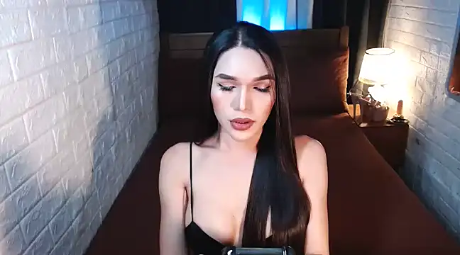 Sexy Adrestia online show from February 11, 6:40 am