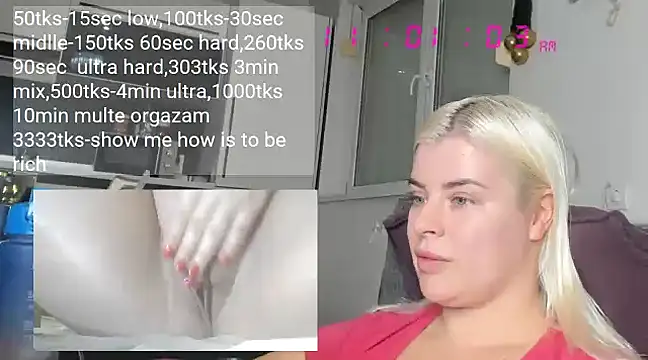 queenofthenighttt online show from December 4, 10:02 am