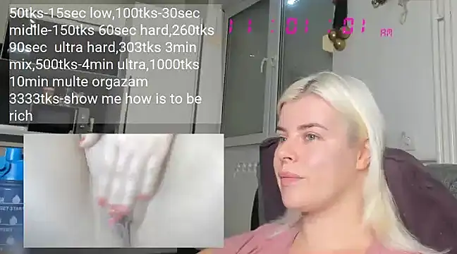 queenofthenighttt online show from December 5, 10:01 am