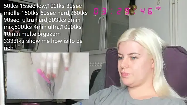 queenofthenighttt online show from January 28, 2:31 pm