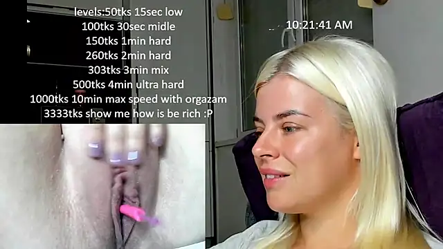 queenofthenighttt online show from October 3, 8:22 am