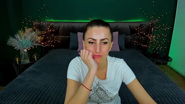 Rebecca Diamond online show from February 27, 12:34 pm