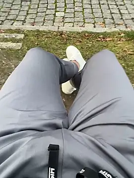 Snapshot of MvM58955050 chatting on November 18, 2:32 pm MvM58955050 online show from November 18, 2:32 pm