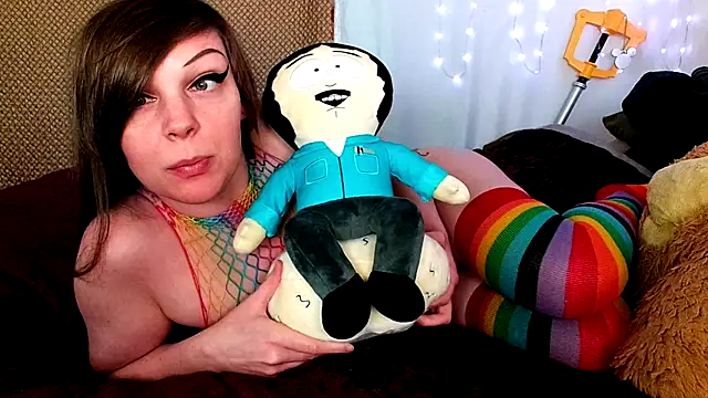 GamerGirlRoxyAndLee online show from January 17, 10:34 pm