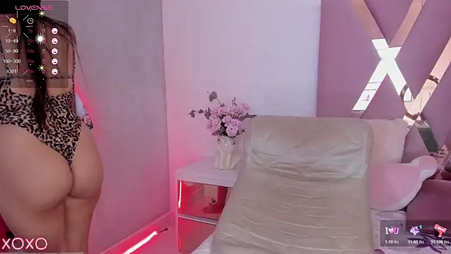 Snapshot of zoemina_xd chatting on January 31, 3:33 pm zoemina xd online show from January 31, 3:33 pm