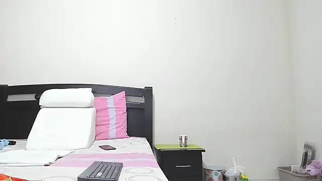 mara2020 69 online show from September 15, 2:39 pm