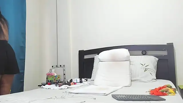 mara2020 69 online show from November 26, 1:34 pm