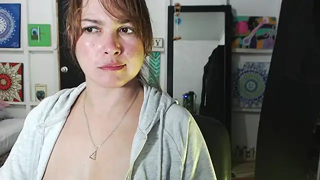 solamatista11 online show from September 18, 8:22 pm