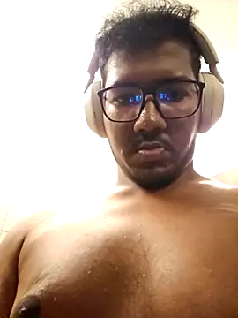 Snapshot of dulcetnukem chatting on September 30, 12:59 am dulcetnukem online show from September 30, 12:59 am