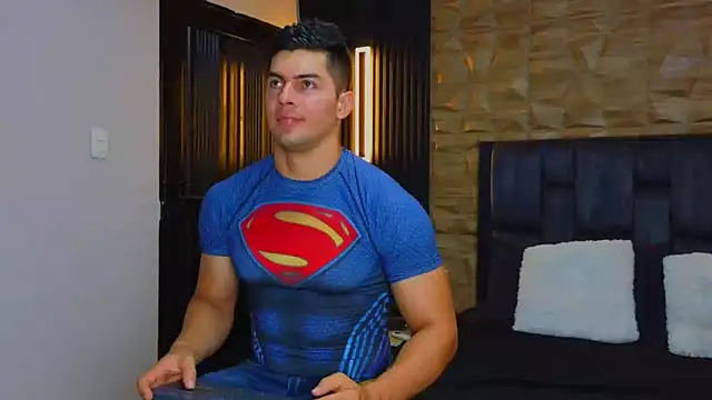 Snapshot of FelipeAndMarcello3 chatting on February 4, 10:55 pm FelipeAndMarcello3 online show from February 4, 10:55 pm