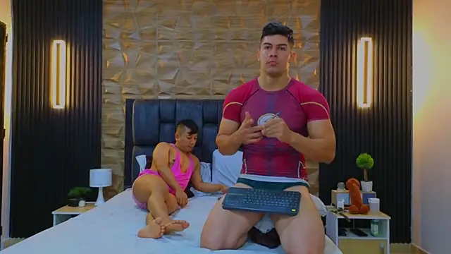 Snapshot of FelipeAndMarcello3 chatting on February 26, 2:25 pm FelipeAndMarcello3 online show from February 26, 2:25 pm