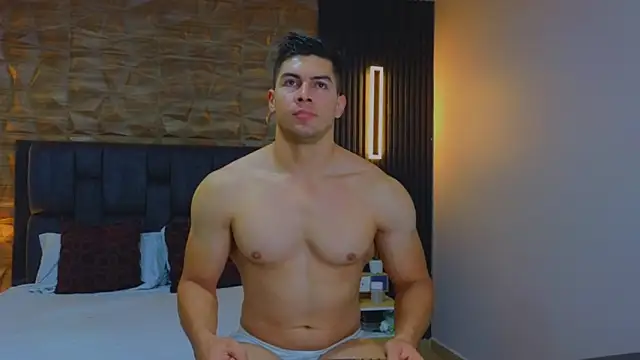 Snapshot of FelipeAndMarcello3 chatting on March 3, 11:24 pm FelipeAndMarcello3 online show from March 3, 11:24 pm